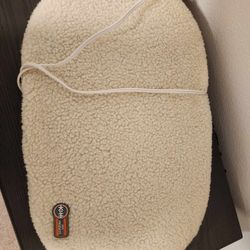 K&H Heated Cat Shelf / Bed For Window