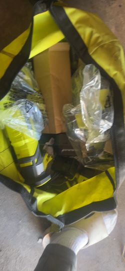 Ryobi+6 tool combo kit