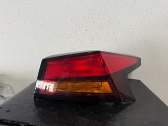 NISSAN ALTIMA RIGHT TAILLIGHT 2021
