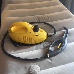 McCulloch Steam Cleaner