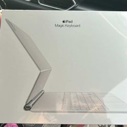 iPad Magic Keyboard 