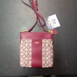 Coach Kitt Messenger Crossbody Bag