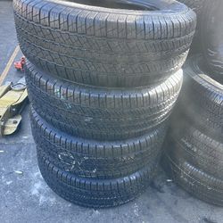 Set Of Four Tires Brand Goodyear Wrangler SIZE 265/70 R17