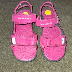 NEW BALANCE GIRLS SANDALS
