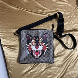 Real GG Messenger Bag 150$