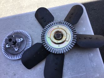 Chevy Fan with Fan Clutch