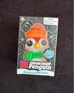 Needoh Polar Penguin