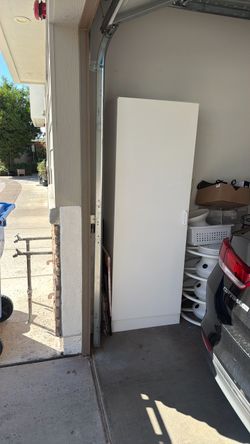 White 6ft cabinet with shelves