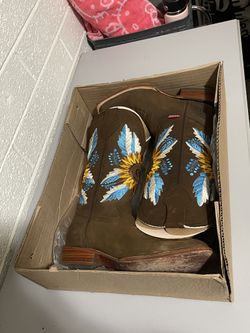 Boots(Read Description)