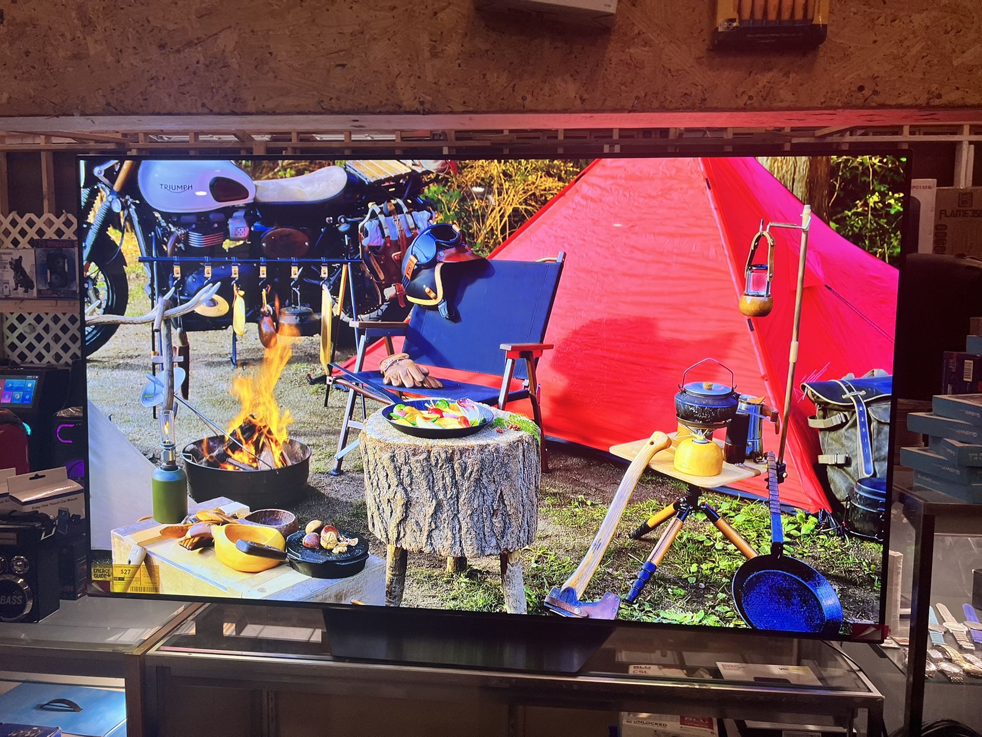LG OLED 65”  $795