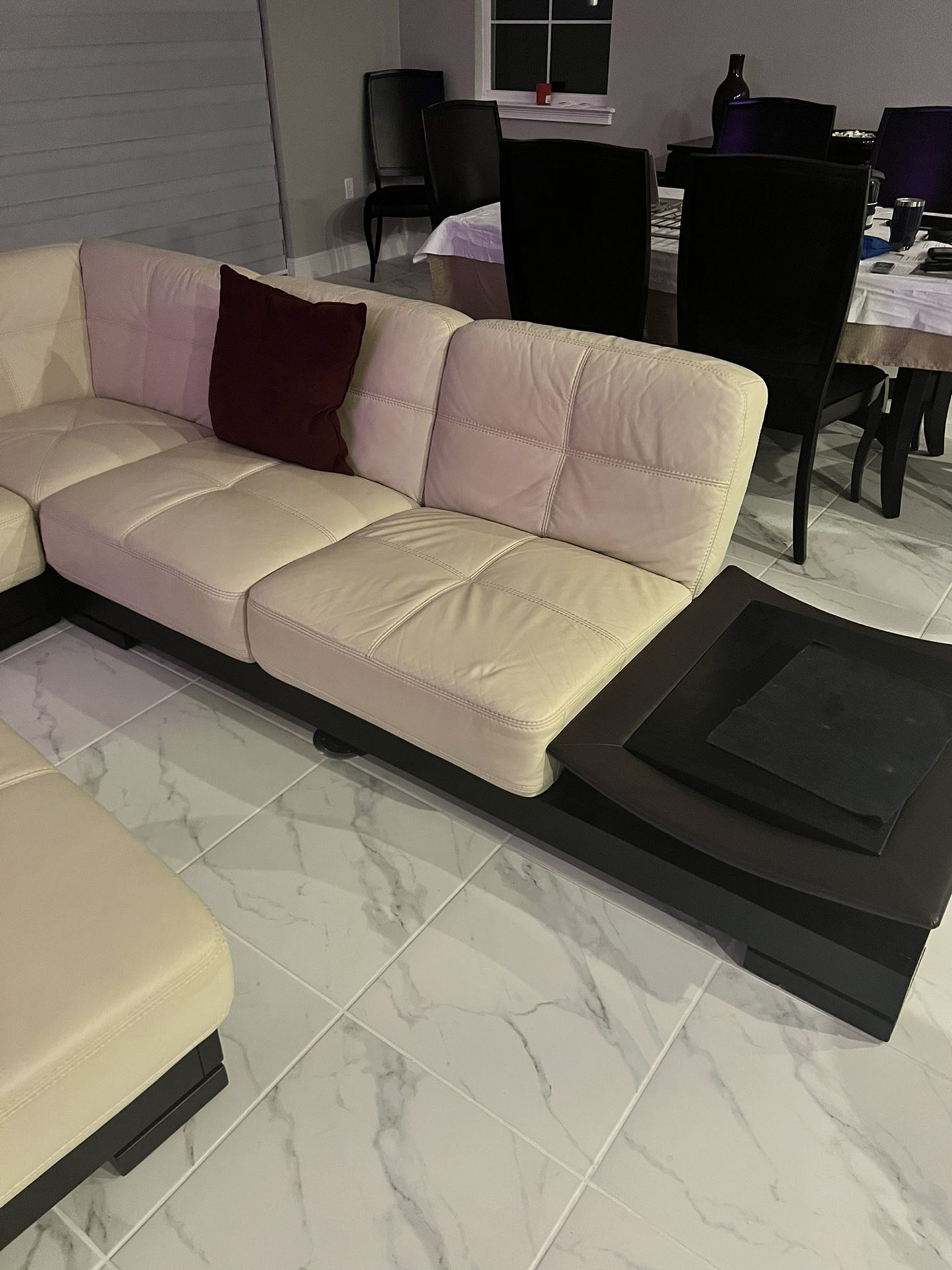 Leather Sectional 9.7’ X 9.7’ Including Ottoman for Sale in St. Cloud, FL OfferUp