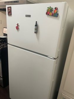 Refrigerator