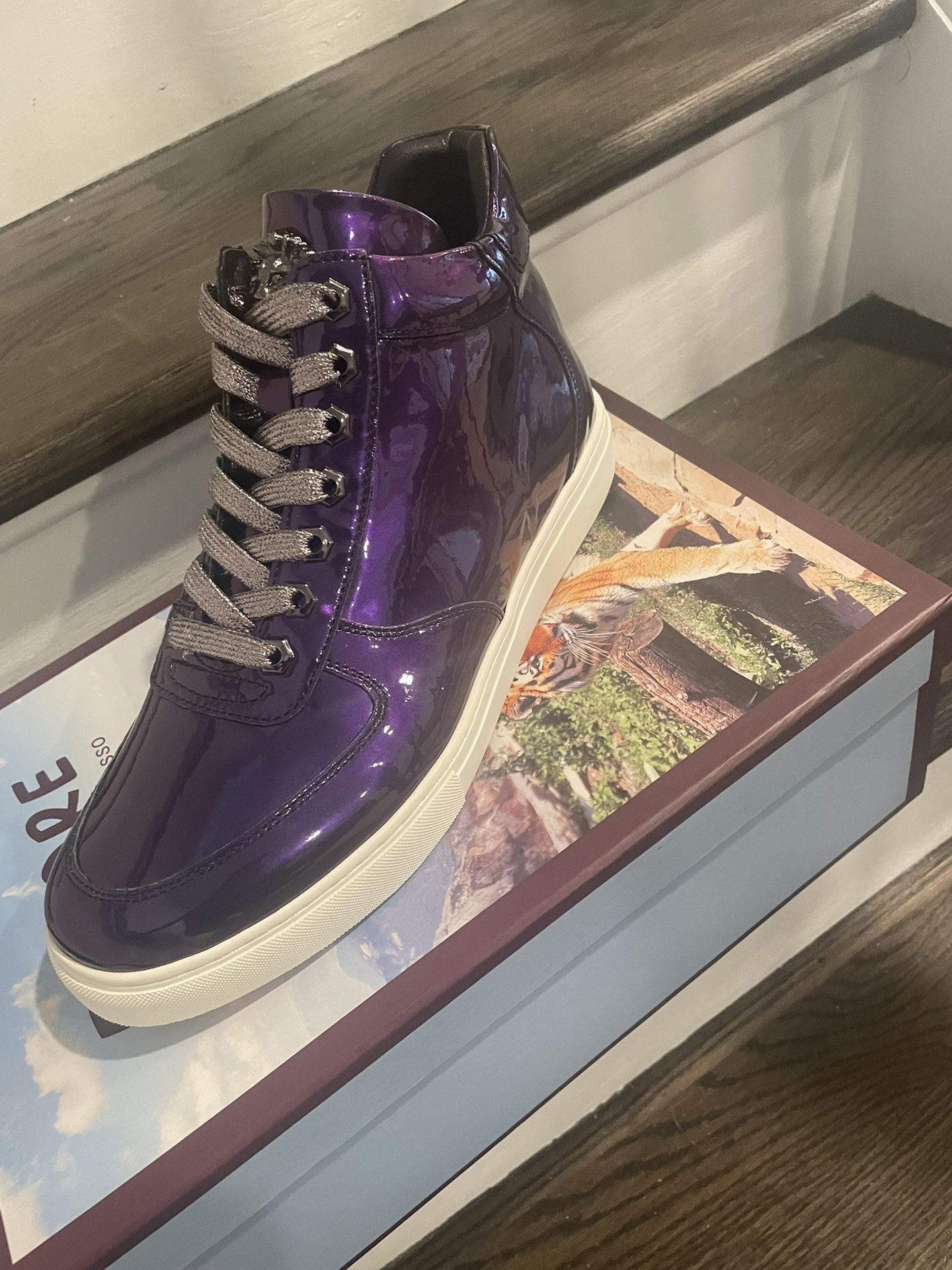 Brand New Encore $99 Size 9