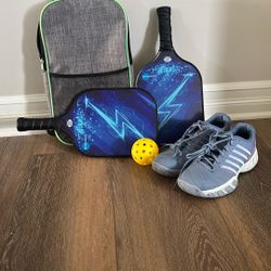 Pickleball Bundle With Court Shoes