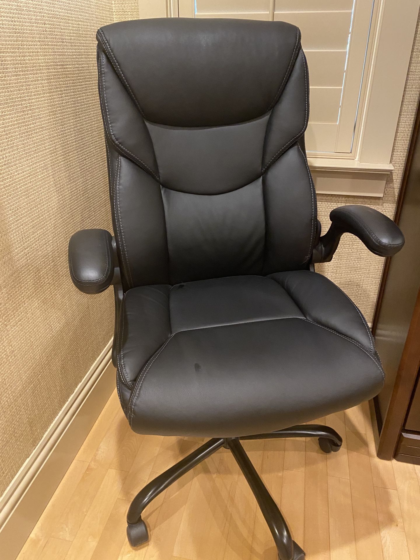 New Desk Chair