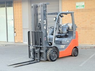 Forklift Toyota LPG 5000LB lifting capacity