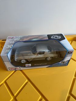 Maisto 1965 Chevrolet Corvette