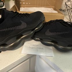 NIKE AIRMAX SCORPION TRIPLE BLACK SZ. 7 …$129.99 OBO…ALL OFFERS WELCOME!!!
