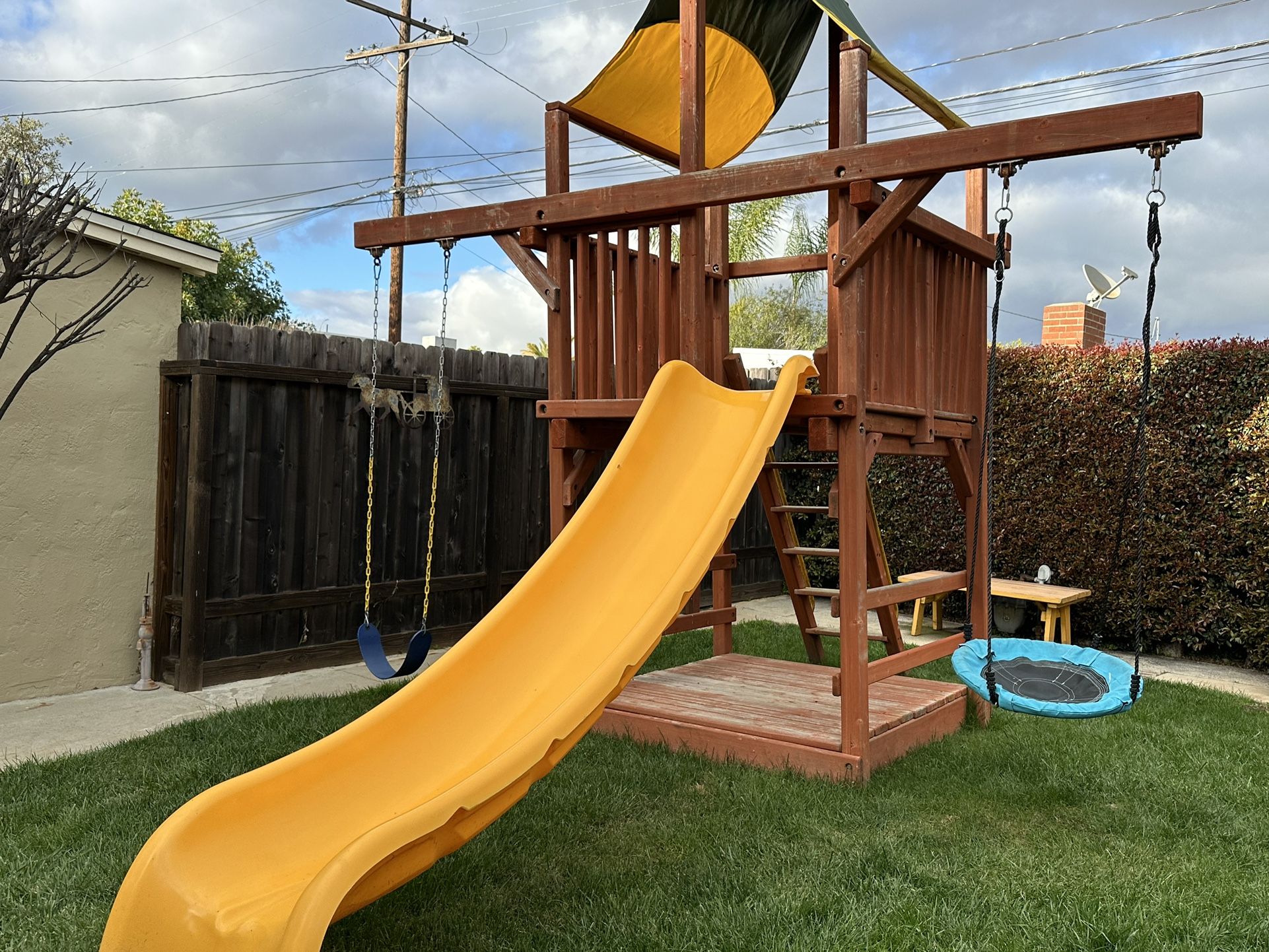 Play Set - Very Good Congratulations
