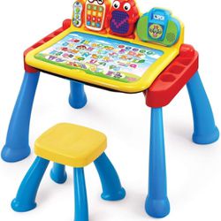 VTech Touch and Learn Activity Desk + Activity