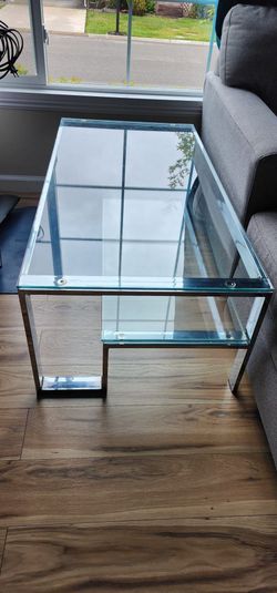 Living Room Table Set with match mirror.