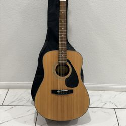 Yamaha F325D Dreadnought Acoustic Guitar-Natural