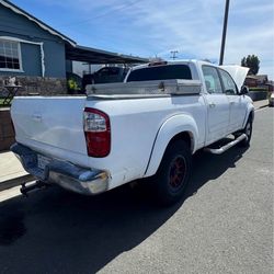 2004 Toyota Tundra