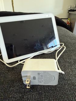 Amazon Echo Show Smart Display with Charger