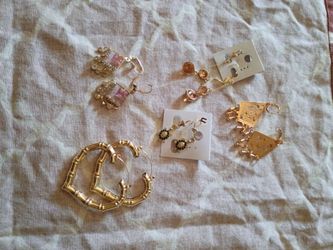 Aretes Oro laminado a $4 c/ u