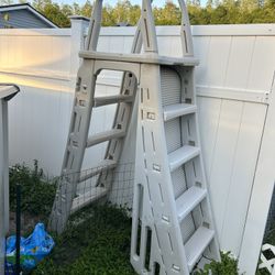 Confer Child Safety Pool Ladder