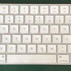 Apple Magic Keyboard
