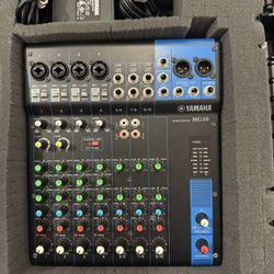 Mixer Yamaha Model MG 10
