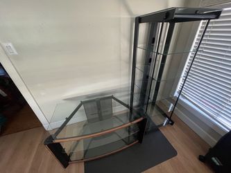 Bell’Ogetti TV Stand and Entertainment Center