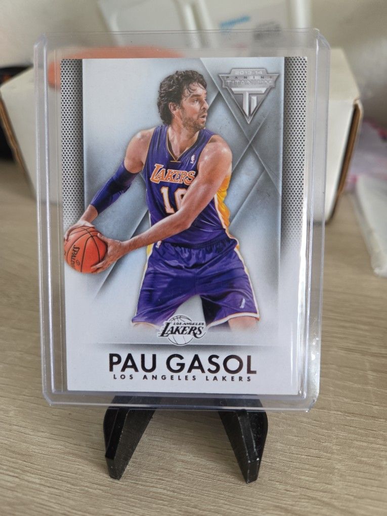 Lakers Pau Gasol Card