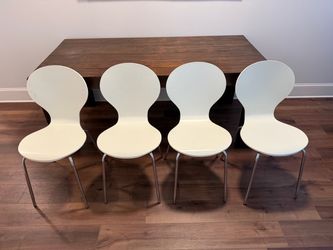 Set of 4 White Modern Dining Chairs