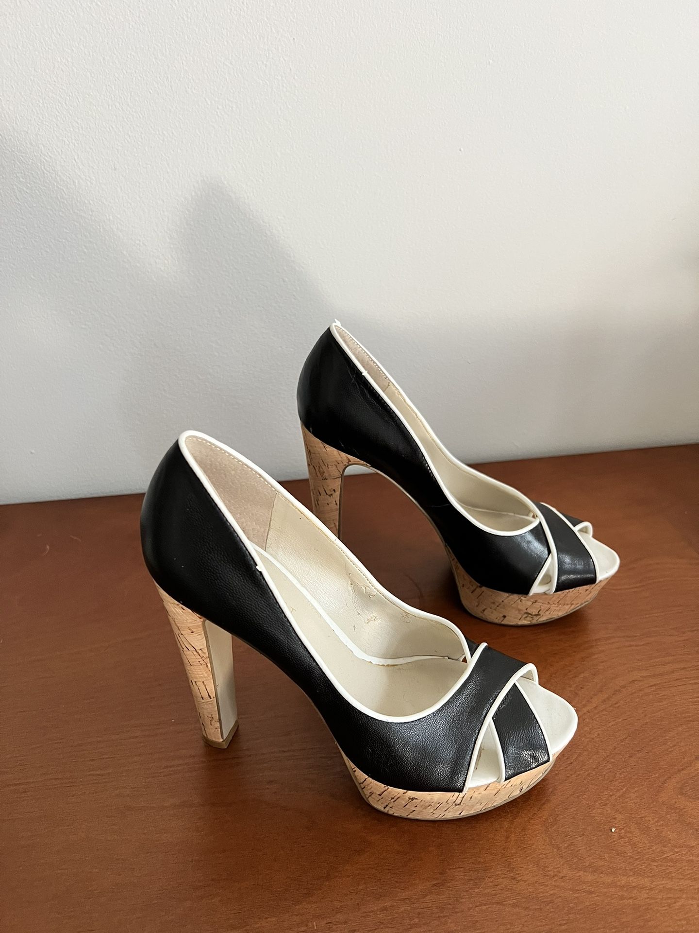 Nine West Black & White Leather Corked Heels - Size 5