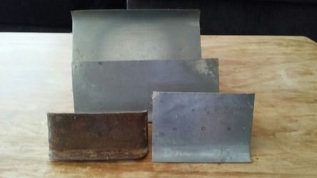 Concrete finishing tool edgers