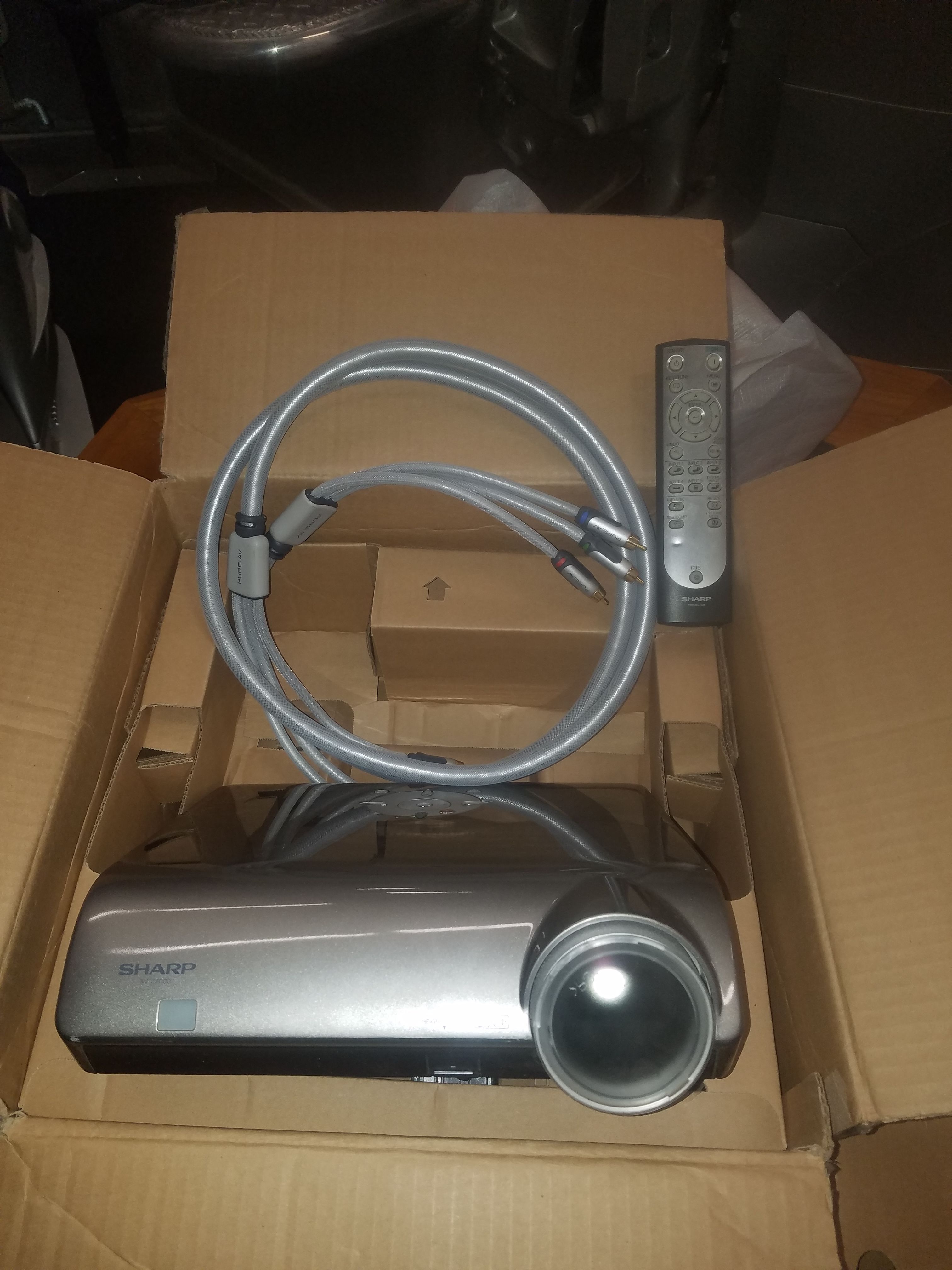 Projector & Screen