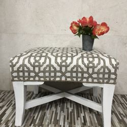 Beautiful Reupholstered Ottoman … Gorgeous New Fabric ..freshly Painted Distressed .. 21x18x15.. Check Out My Other Offers Too 