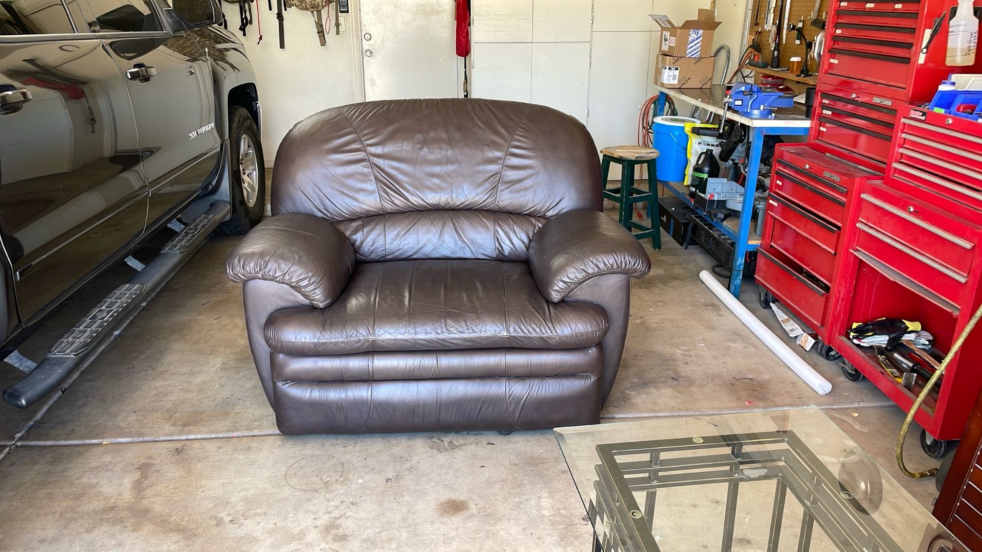 Leather reclining loveseat