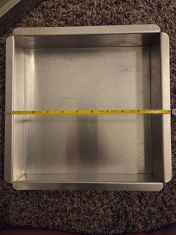 10 in square cake pan