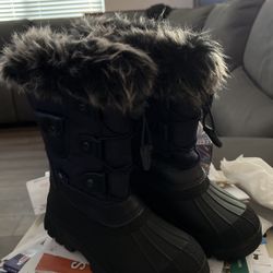 New Child Boots, Size 1