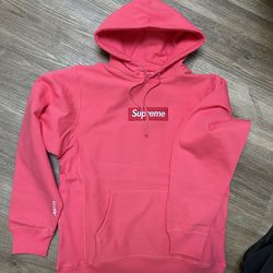 Supreme  | Box Logo Hoodie - Magenta
