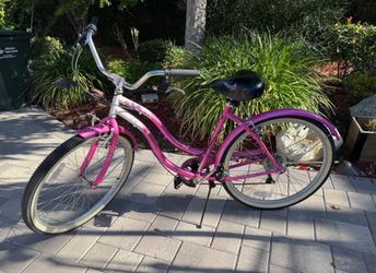 Pink beach cruiser