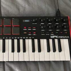 Akai MPK Mini Plus