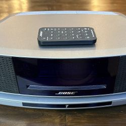 Bose Wave Music System IV With Sound Touch Pedestal   