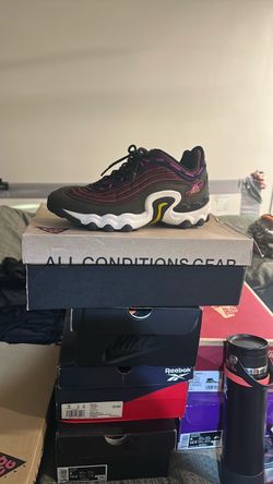 Nike ACG Air Skarn size 9