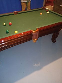 Pool table