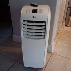 LG 8000 btu Portable AC Air Conditioner