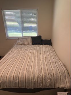 Free!! Queen mattress bed with spring box